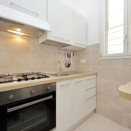 Vicolo Cellini By Halldis Apartamento