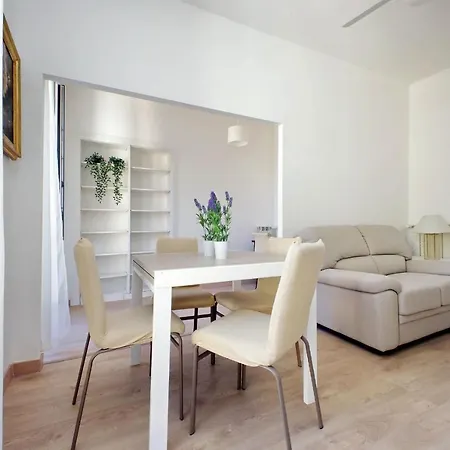 Vicolo Cellini By Halldis Apartamento Roma